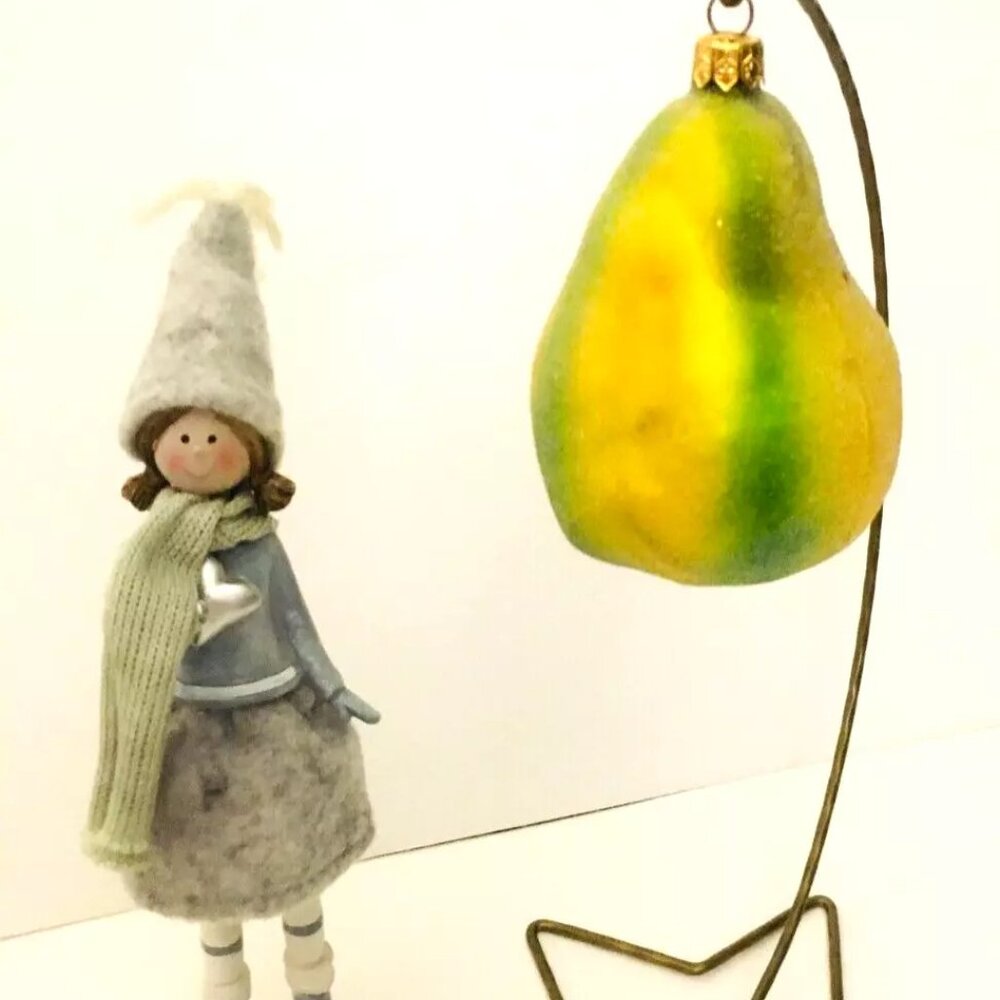 Authentic! Rare Christopher Radko PEAR FRUIT Yellow Green Golden Glass Ornament